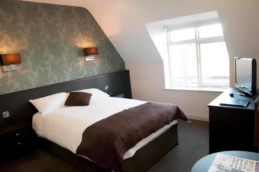 Dinn Ri Hotel Carlow Dış mekan fotoğraf