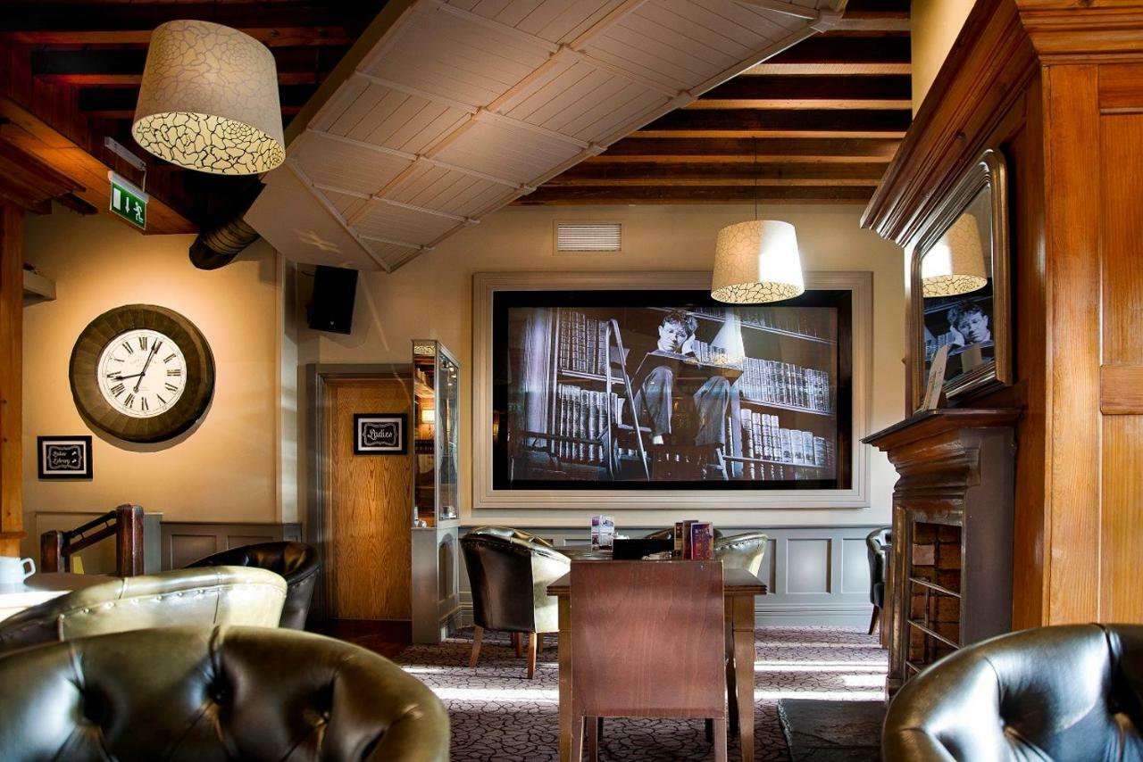 Dinn Ri Hotel Carlow Dış mekan fotoğraf